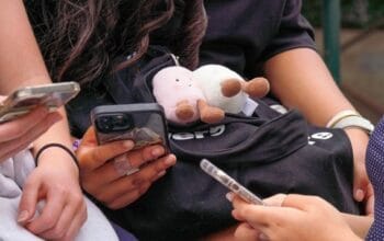 Larangan Anak Main Media Sosial Disiapkan untuk Lindungi Generasi Muda