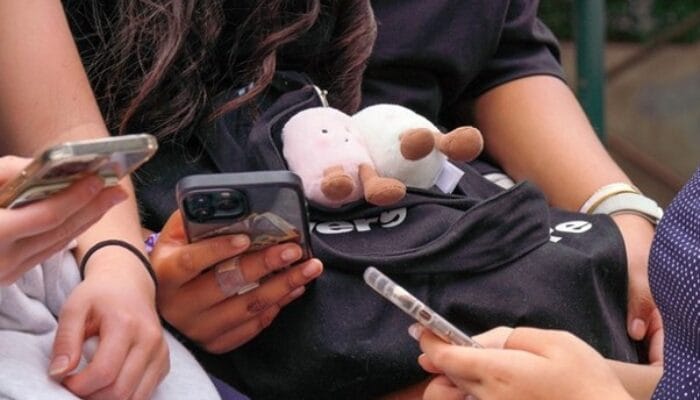 Larangan Anak Main Media Sosial Disiapkan untuk Lindungi Generasi Muda