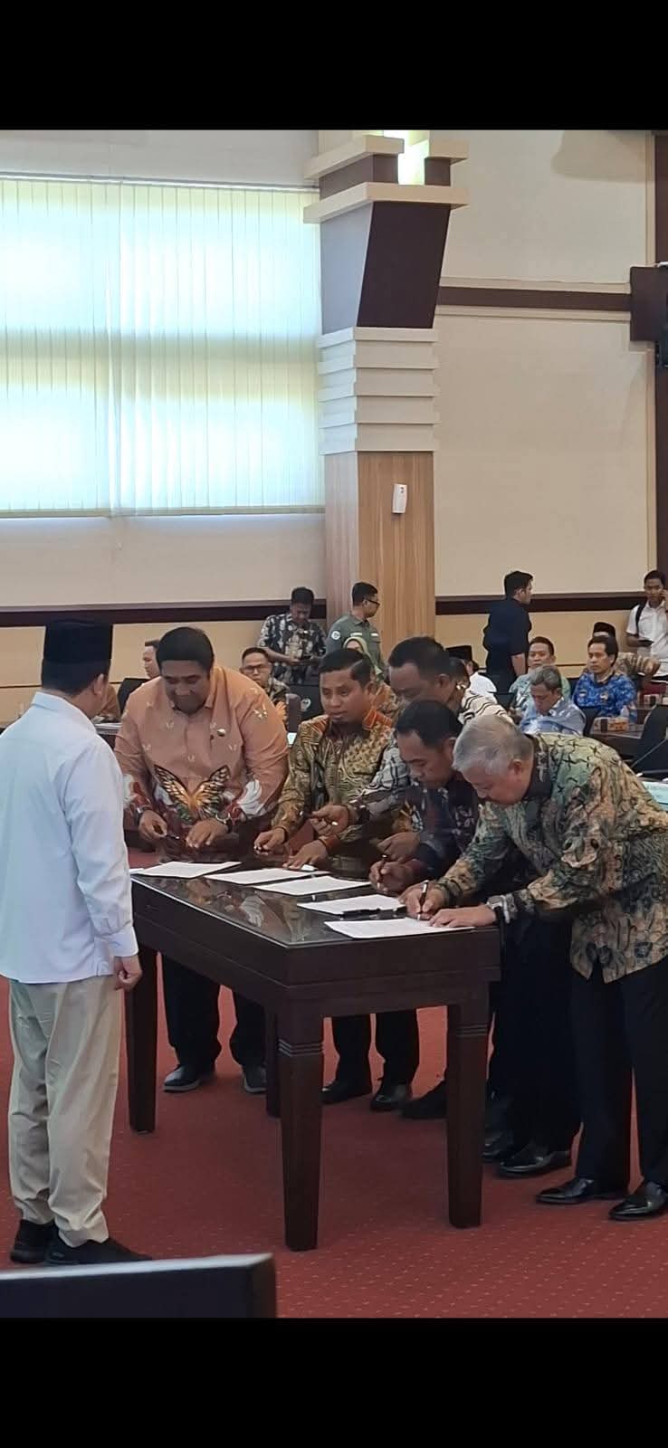 Bupati Pinrang Tandatangani Berita Acara Penetapan LP2B di Rakor Sulsel Supalamedia
