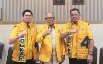 Hastan Mattanete Turut Dampingi Ketua DPD II Golkar Pinrang Serahkan Dukungan ke IAS