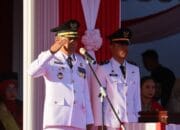 Upacara Penurunan Bendera di Pinrang Jadi Penutup Peringatan HUT ke-81 RI 7 Upacara Penurunan Bendera di Pinrang Jadi Penutup Peringatan HUT ke-81 RI Supalamedia