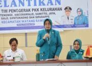Ketua TP PKK Pinrang Hadiri Pelantikan TP PKK Kelurahan se-Kecamatan Watang Sawitto