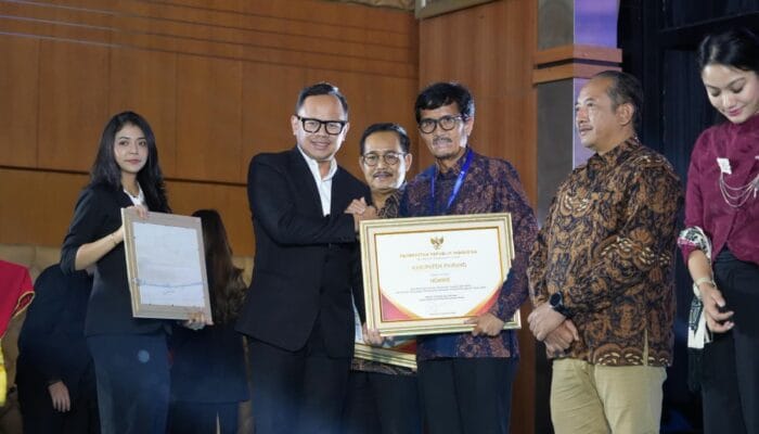 Pinrang Tembus 5 Besar Nasional ALI 2026, Sekda A. Tjalo Kerrang Terima Penghargaan di Jakarta