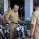 Bupati Pinrang Serahkan Hadiah ke Wajib Pajak PKB Tepat Waktu Supalamedia