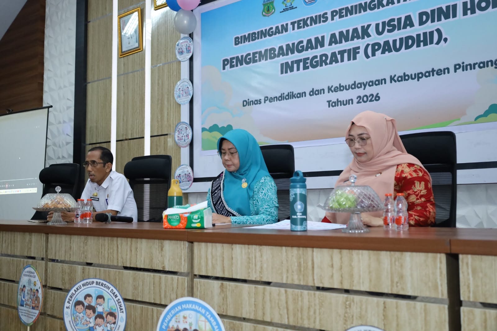 Kualitas PAUD Pinrang Ditingkatkan, Tenaga Pendidik Dibekali Pelatihan 1 Kualitas PAUD Pinrang Ditingkatkan, Tenaga Pendidik Dibekali Pelatihan Supalamedia